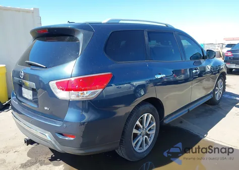 2015 Nissan Pathfinder Platinum/S/Sl/Sv z USA, uszkodzony, nr VIN 5N1AR2MN5FC601600